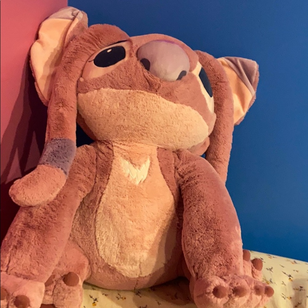 Angle 20 inch plush